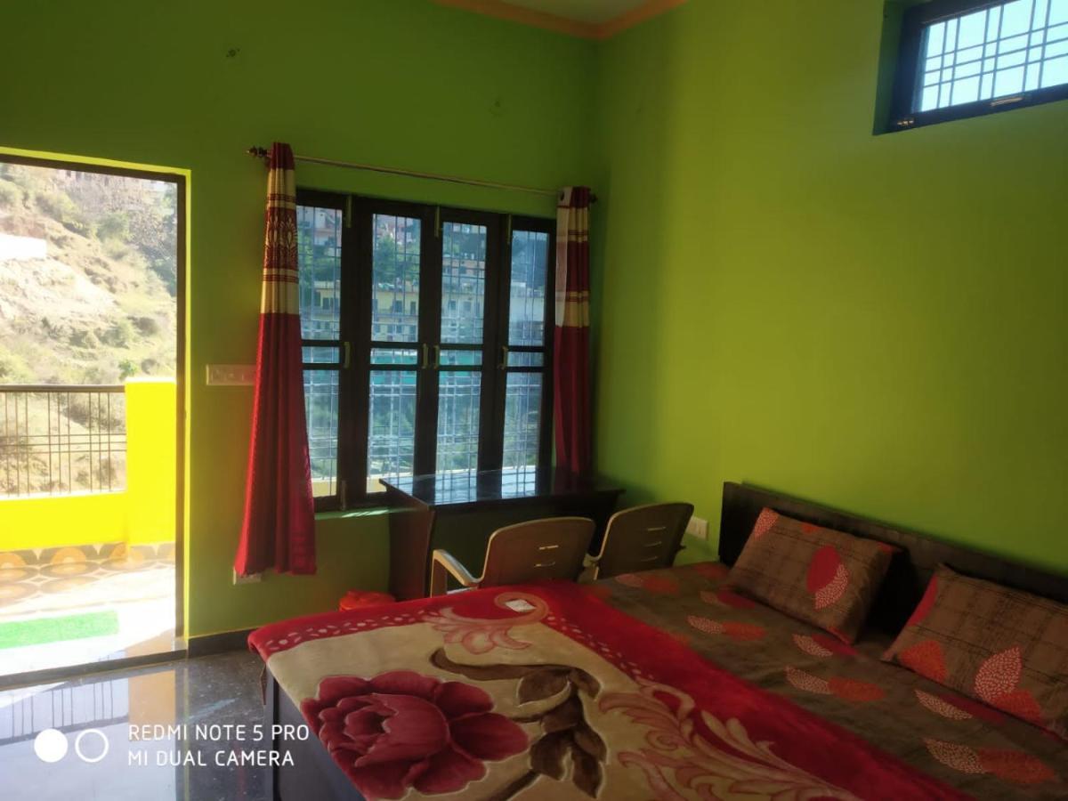 Goodwill Home Stay Алмора Екстериор снимка
