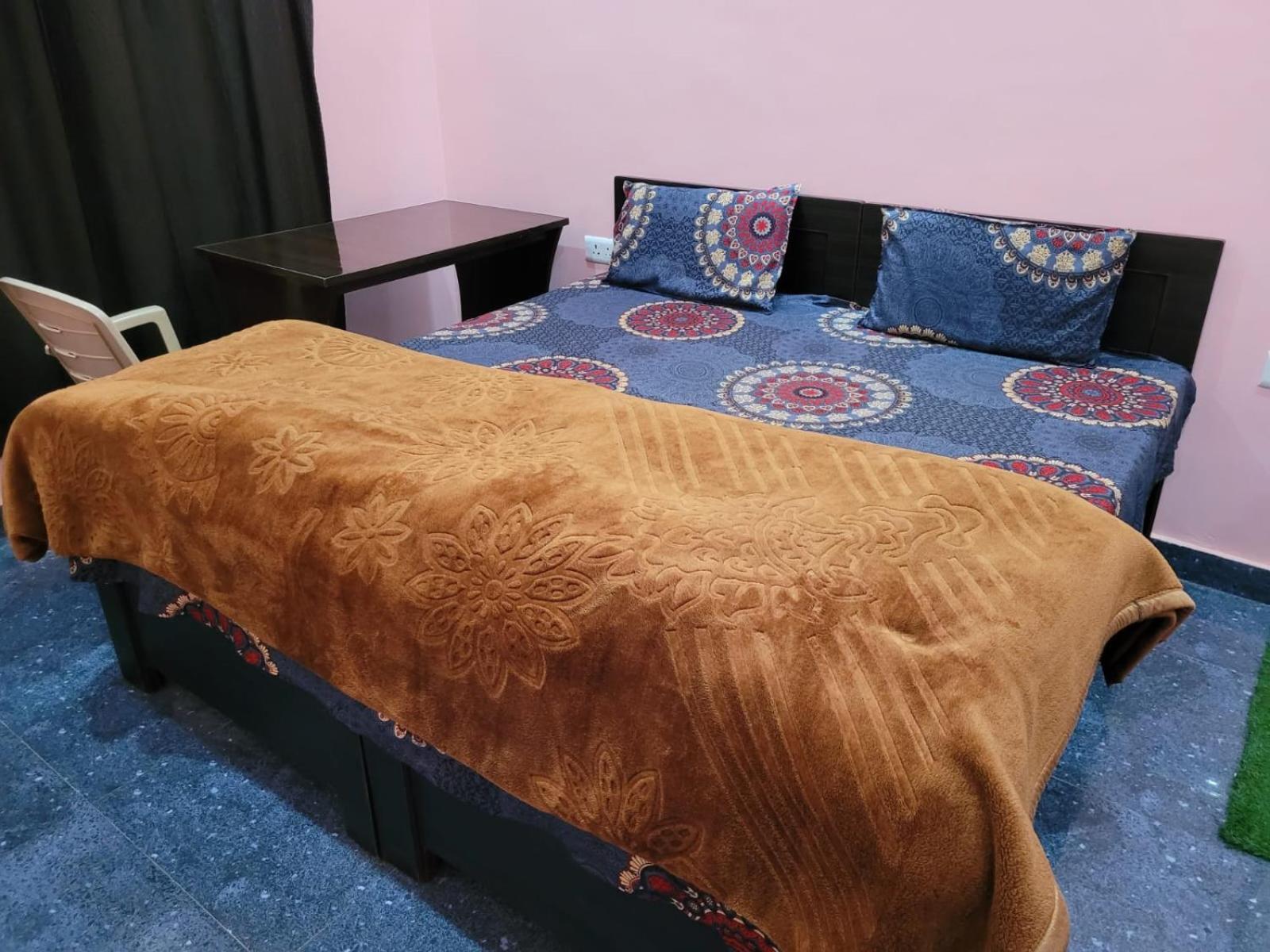 Goodwill Home Stay Алмора Екстериор снимка